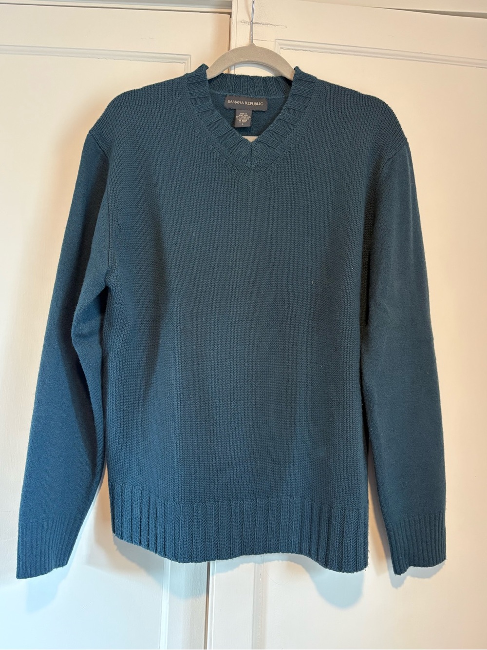 Banana Republic Men’s Merino Wool V-Neck Sweater
